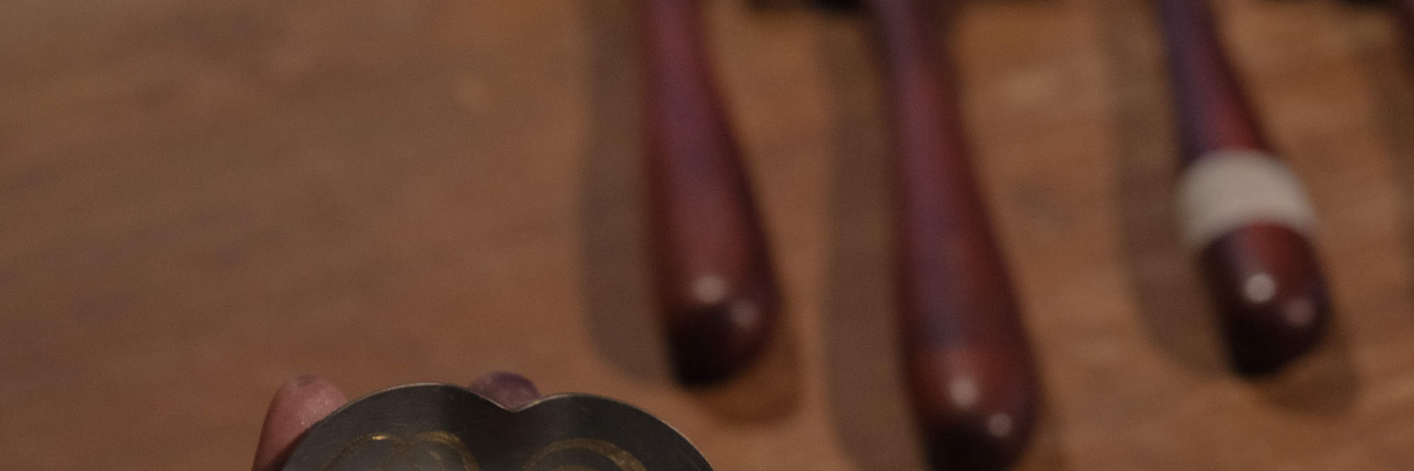 Xưởng giữ nhang nhuộm đồng